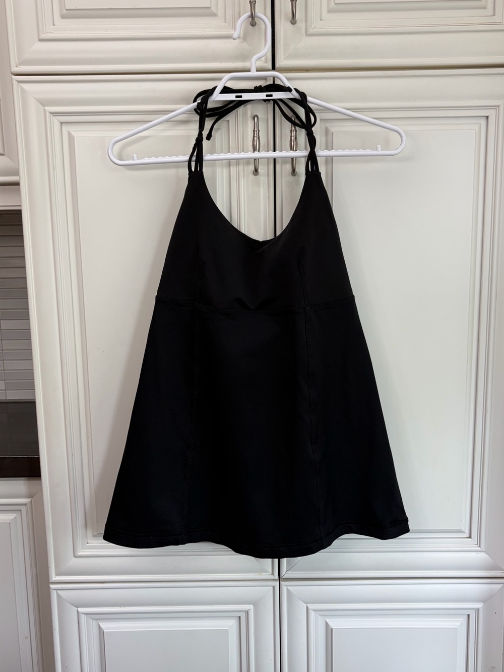 Lululemon Wandering Yogi Halter women’s halter tank top